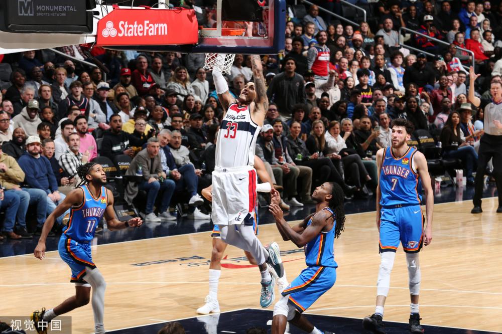 术的同时 术的同时